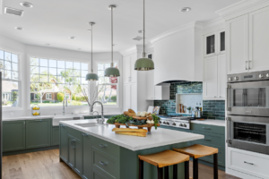 Sherwin Williams paint colors that make a room look smaller