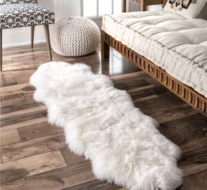 Sheepskin-Scandinavian-Carpet