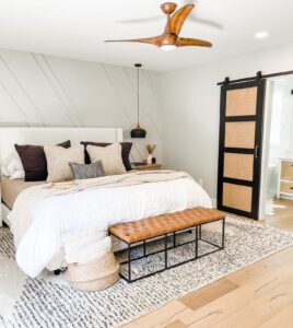 Pinstripes-Tassel-Scandinavian-Rug