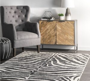 10-rug-for-navy-couch