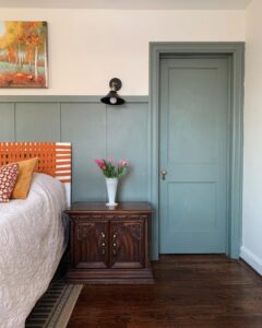 sw-retreat-front-door