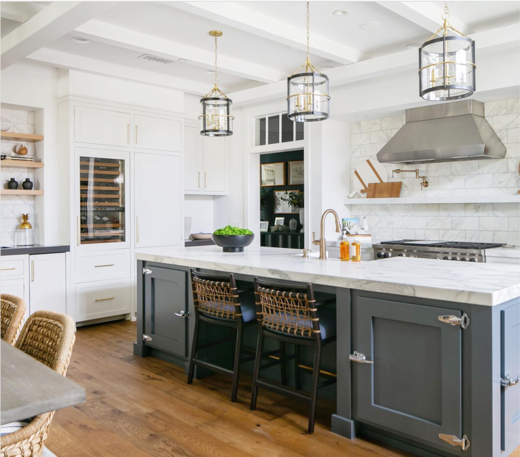 12 Sherwin Williams Modern Farmhouse Paint Colors - NISH