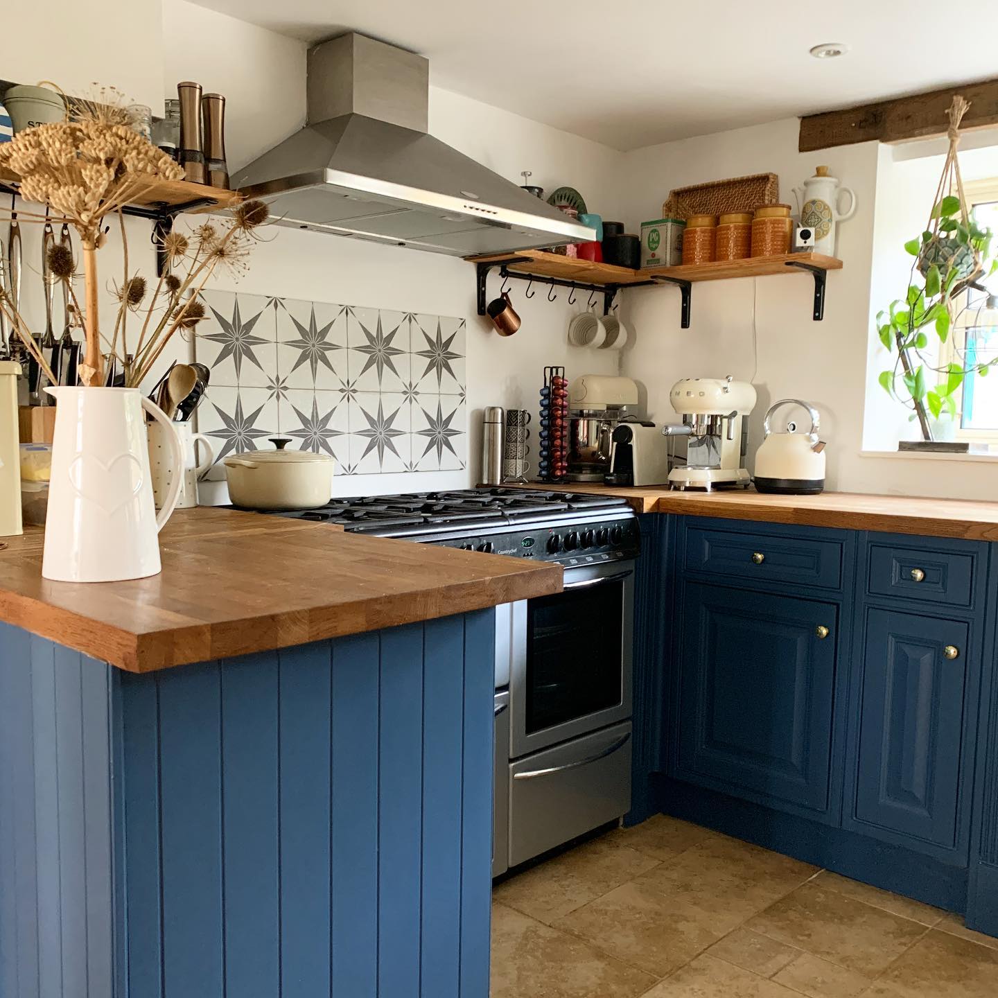 12 BEST Benjamin Moore Blue Paint Colors - NISH