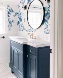 bm-hale-navy-bathroom