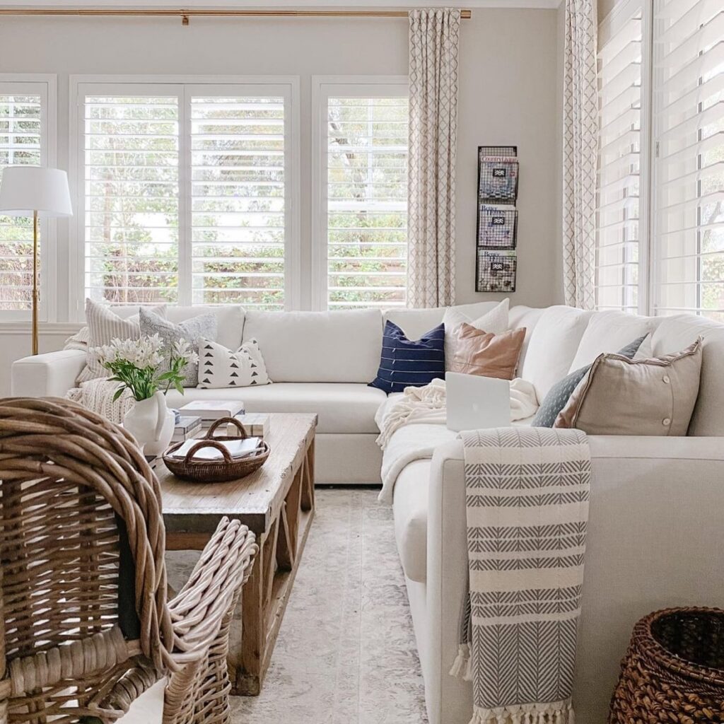 12 BEST Benjamin Moore Modern Farmhouse Paint Colors - NISH