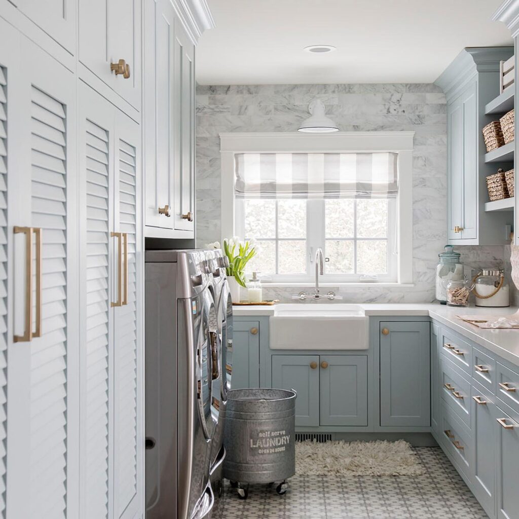 12 BEST Benjamin Moore Coastal Paint Colors - NISH