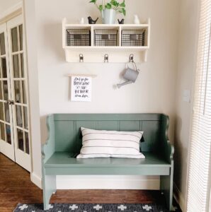 bm-vintage-vogue-accent-furniture